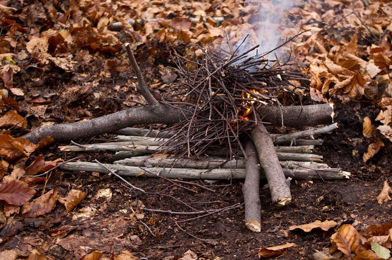 jak rozpalić ogień survival bushcraft